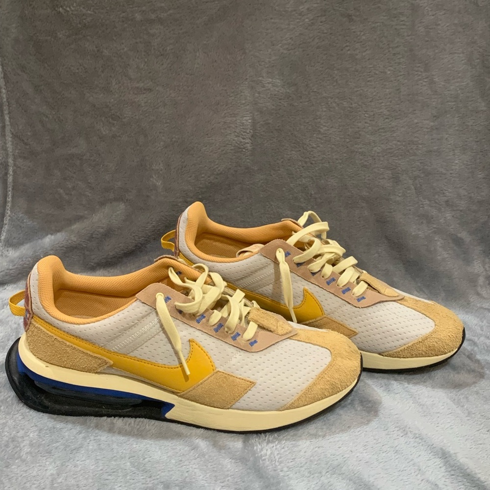 Men’s Nike air max pre day heritage shoes yellow, light grey, blue and cream!!